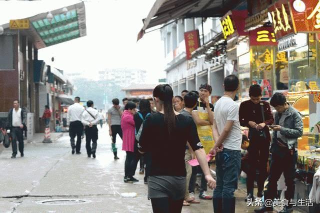 国内有名的海鲜市场，并不是北京新发地，而是广东黄沙水产市场