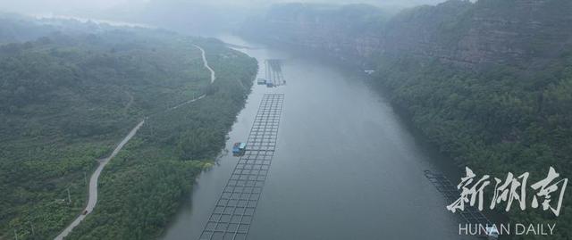 湖南省河湖管理典型案例（八）永兴县拆除便江河道非法养殖网箱案