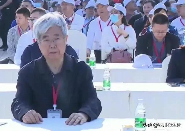 南充市2022年嘉陵江放牛季“云上观牛”来了