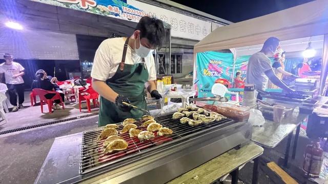 烟火气十足！崇明这里正在举行海鲜美食节