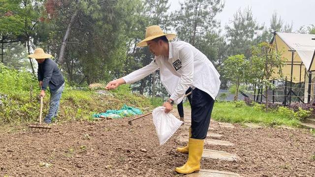 给山鸡“戴眼镜”的90后开启“雉”富路