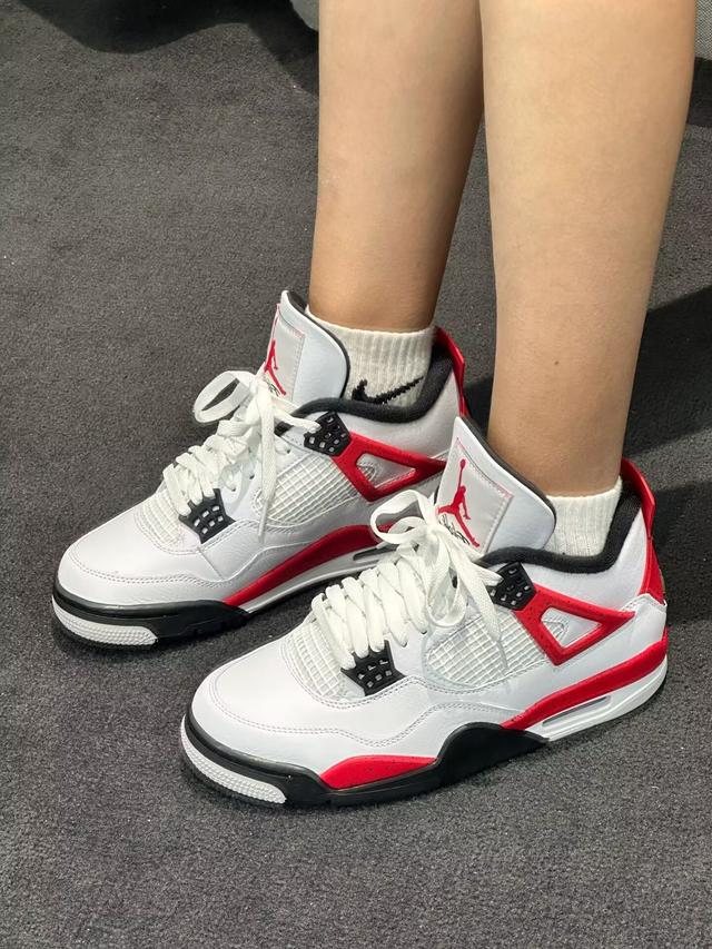 AJ4「红水泥」必入秋日好鞋