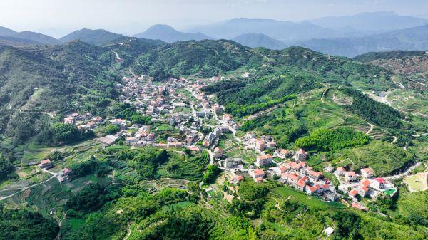 厦门同安：仰望青山是金山