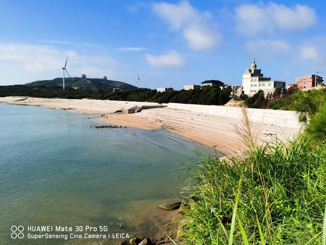 这里的海滩只适合夏季游玩