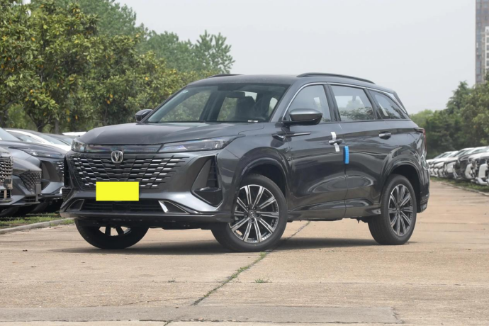 中型插混SUV：9.98万出头与油车一个价，蓝电E5性价比秒杀CS75PLUS