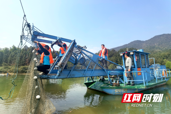 湖南绥宁花园阁国家湿地公园管理处：共管共建美丽湿地 集中清除河道围网