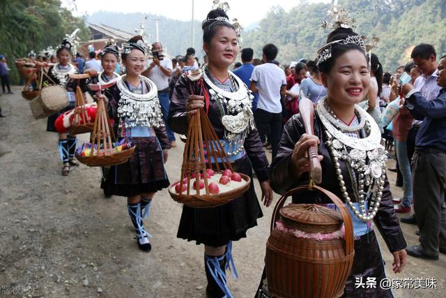 腌了二十几年的鲤鱼：侗族人女儿出嫁的嫁妆，儿子结婚必吃的美食