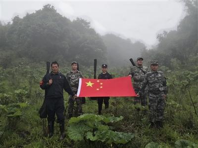 坚守野牛坡 （警坛来讯）