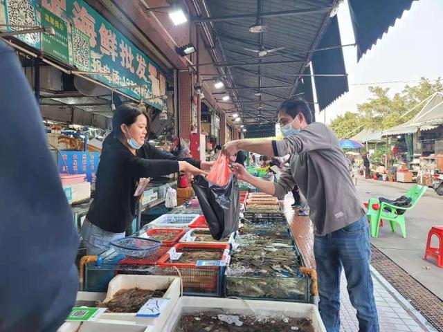 临近春节，广州市场活虾量价齐升