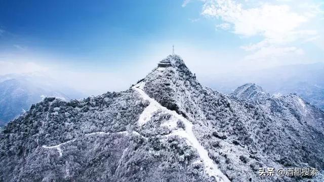 幸福苗寨，美丽仙峰