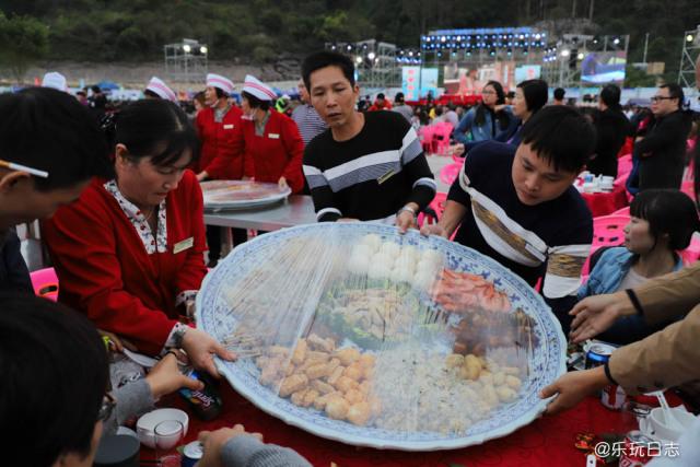 生蚝最肥美的时候来一顿“蚝门盛宴” 阳江旅游还有这种小众玩法