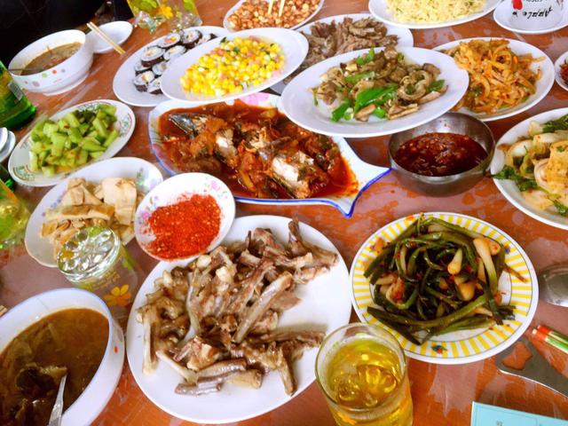 去东北朝鲜屯吃全狗肉宴，一锅狗肉汤，美味营养又健康！