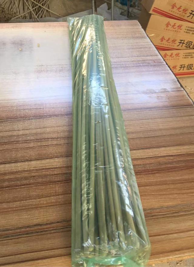 夏天养殖舍蚊蝇满天飞怎么办？舍无忧蚊蝇通杀棒箱替您保驾护航