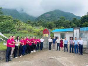 广东羊养殖基地(助力村民发“羊财”，华农连山山羊永根科技站揭牌成立)