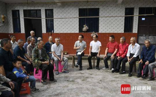 四川渠县的全国人大代表黄小军：“我要把来自田间地头的声音带到北京”