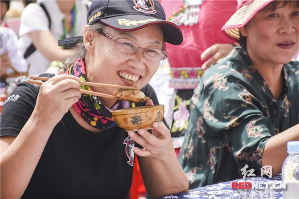 北湖区仰天湖瑶族乡高山禾花鱼：小鱼“玩”出大花样