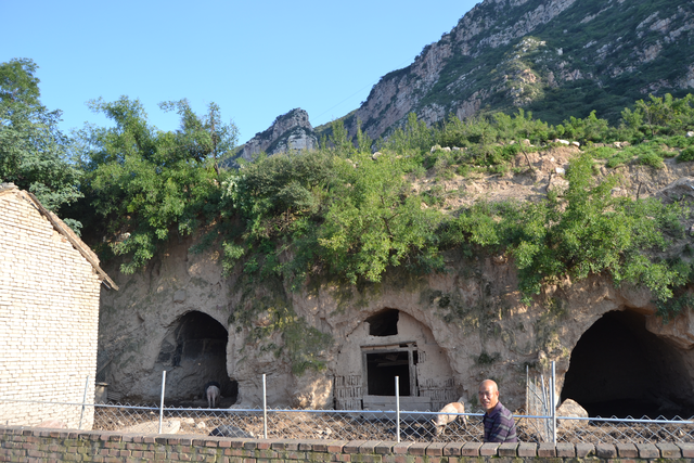 永济吴阎麻坪，高山之上进行养殖，村民收获颇丰