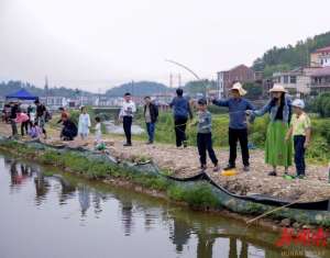 龙虾养殖公众号(新邵芭蕉社区：垂钓小龙虾，带火亲子游)