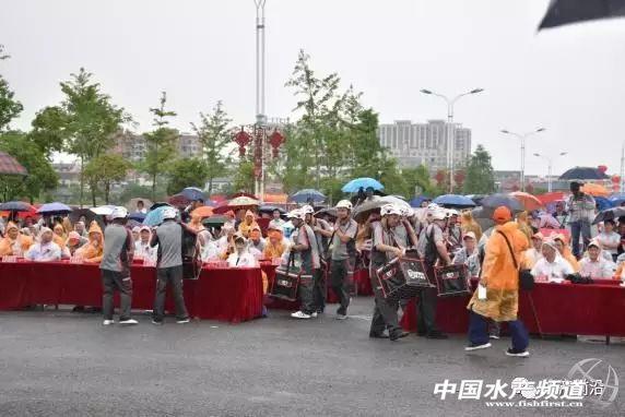 年消费量200万吨，小龙虾还有巨大的市场空间