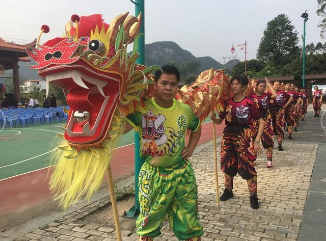 绿水青山搭歌台，武鸣歌圩等你来！