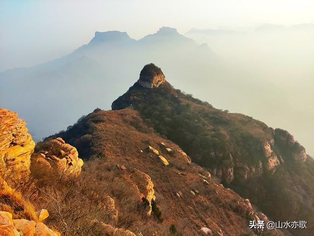 石家庄井陉龙凤山，太行之秘境，高崖之上的古村，一眼万年的风景