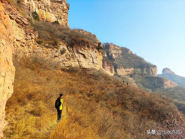 石家庄井陉龙凤山，太行之秘境，高崖之上的古村，一眼万年的风景