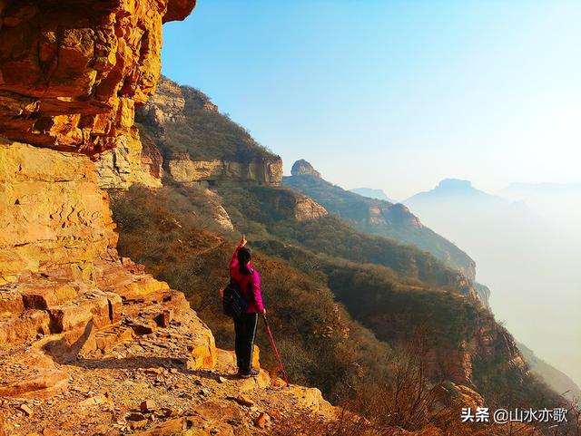 石家庄井陉龙凤山，太行之秘境，高崖之上的古村，一眼万年的风景