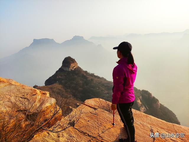 石家庄井陉龙凤山，太行之秘境，高崖之上的古村，一眼万年的风景