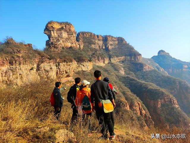 石家庄井陉龙凤山，太行之秘境，高崖之上的古村，一眼万年的风景