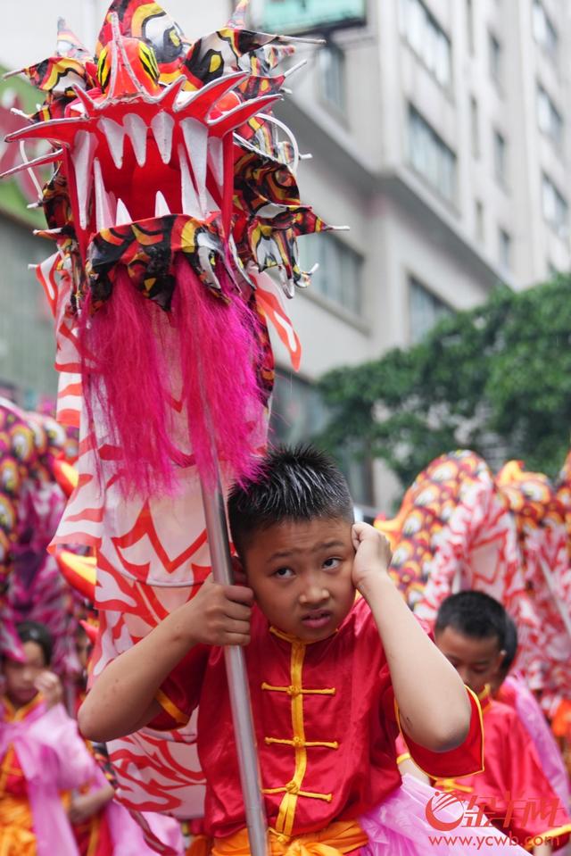 视频+图集丨狮舞助兴、鼓乐齐鸣！来感受广州CBD最盛大的妈祖诞巡游