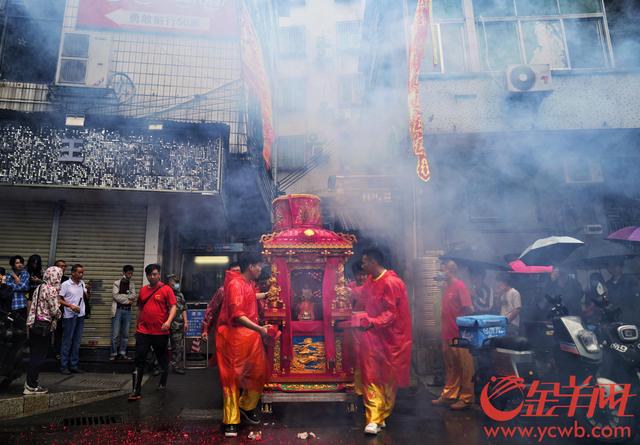 视频+图集丨狮舞助兴、鼓乐齐鸣！来感受广州CBD最盛大的妈祖诞巡游