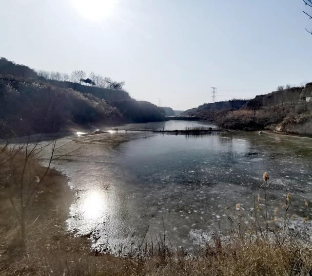 鱼肥水美、草长莺飞，红星水库一湾清波，滋润关中大地。