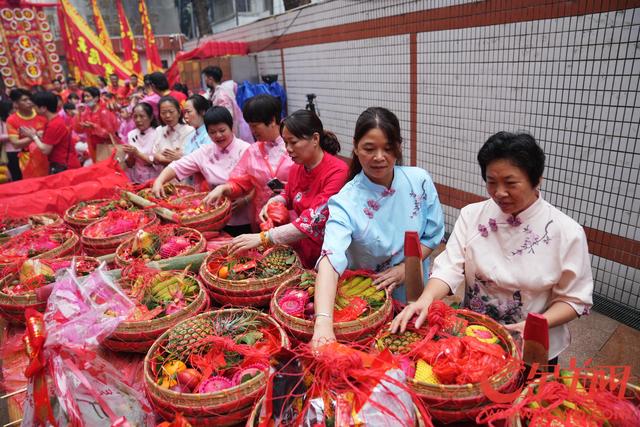 视频+图集丨狮舞助兴、鼓乐齐鸣！来感受广州CBD最盛大的妈祖诞巡游