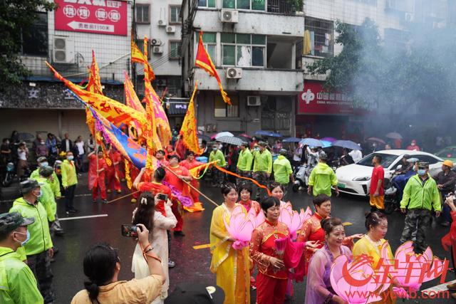 视频+图集丨狮舞助兴、鼓乐齐鸣！来感受广州CBD最盛大的妈祖诞巡游