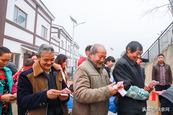 大方县恒大50村肉牛场分红，恒大助力毕节打造肉牛养殖基地