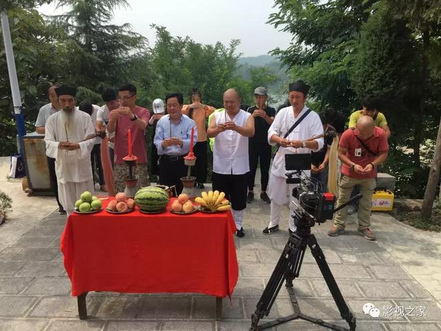 电影《奇门高手》在河南巩义藏獒园盛大开机