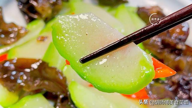 老人说：“夏天吃一瓜，中药不用抓”，夏季多吃这瓜，对身体好！