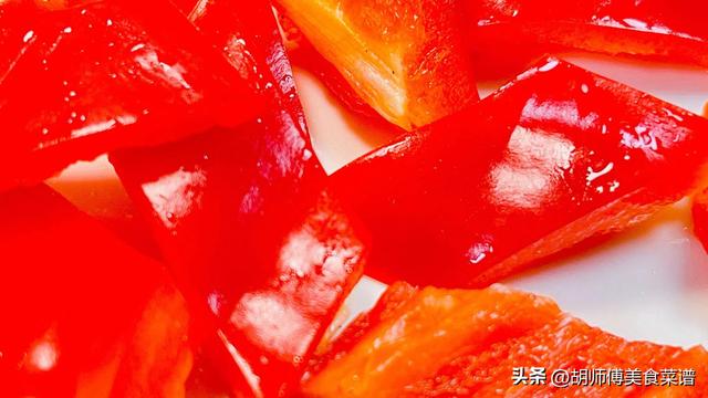 老人说：“夏天吃一瓜，中药不用抓”，夏季多吃这瓜，对身体好！