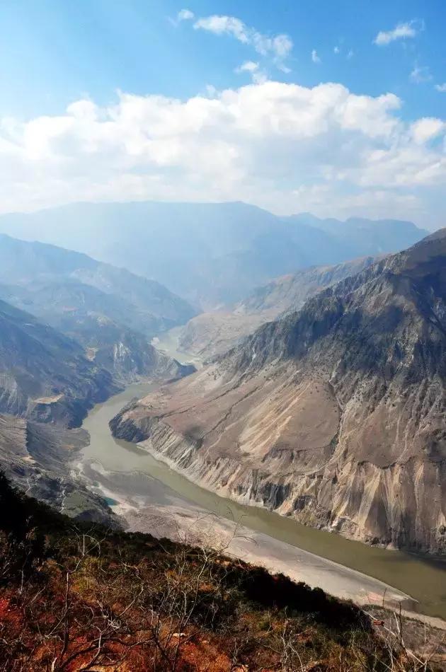 我要回禄劝金沙江大峡谷看风景、捡石头……