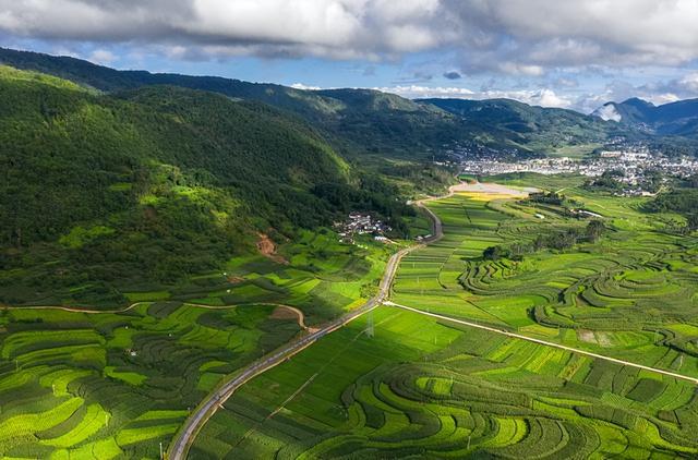 云南保山市简介，探寻云南之宝：保山的自然宝藏与文化魅力！