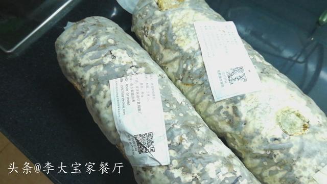 学李子柒种蘑菇，香菇多到吃不完，青菜这下有伴了，全家爱吃