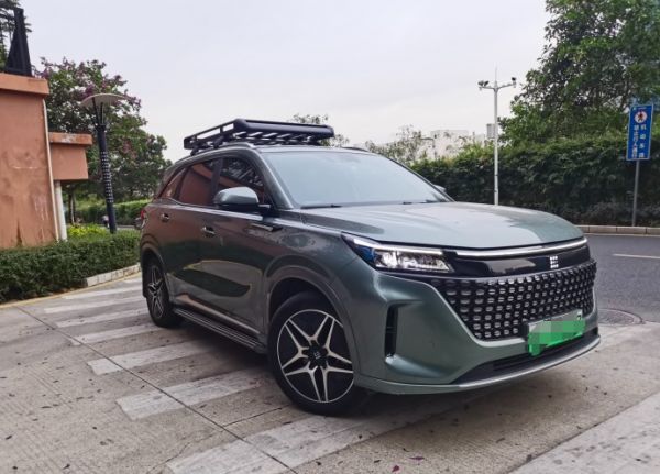 9.98万元拿下中型插混SUV，日常通勤超能省？看看车主们咋说