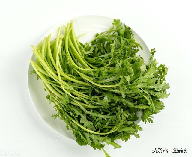 买茼蒿菜时，注意分清“小叶”和“大叶”，区别挺大，来了解一下