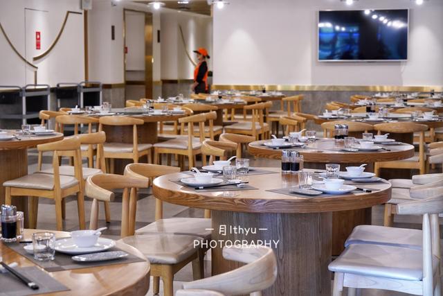 在厦门人均70就可以吃海鲜大餐，你想不到它藏在哪