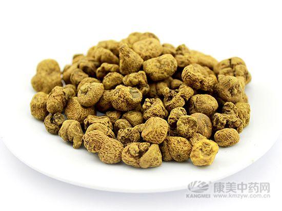 常年稳定需求量在5000吨，种植一亩中药材元胡的毛收入是多少？