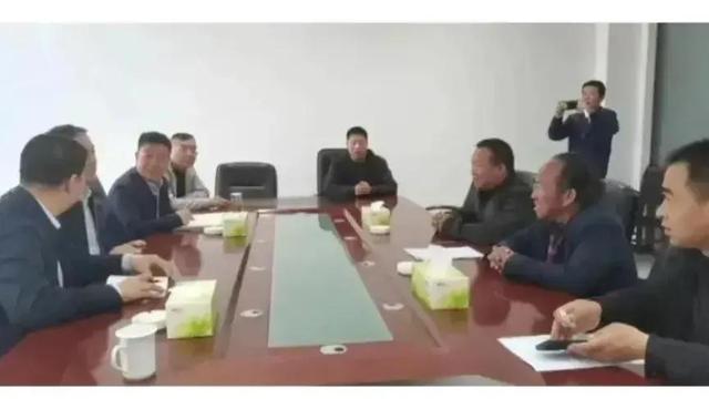 当地农民被打脸，孙国友种的是耐旱抗沙的植物，万亩沙漠变成树林