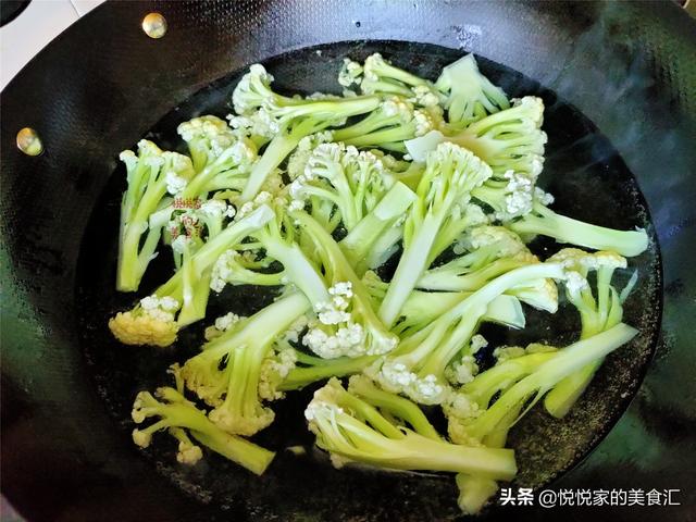 天冷，要多给家人吃这碱性菜，实惠又家常，脆嫩爽口，营养也好