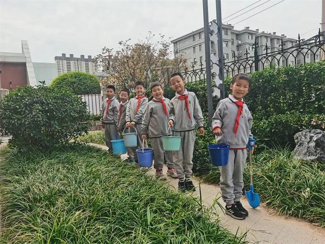 立德树人，劳动先行——济南市外海实验学校二年级油菜种植之旅