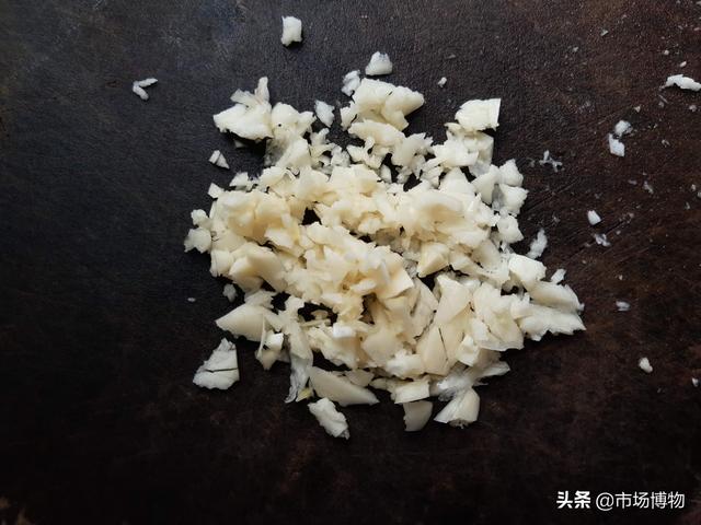 家常粤菜：普宁豆酱炒空心菜，家庭炉灶胜任有余