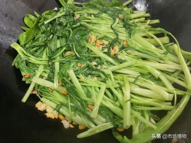 家常粤菜：普宁豆酱炒空心菜，家庭炉灶胜任有余